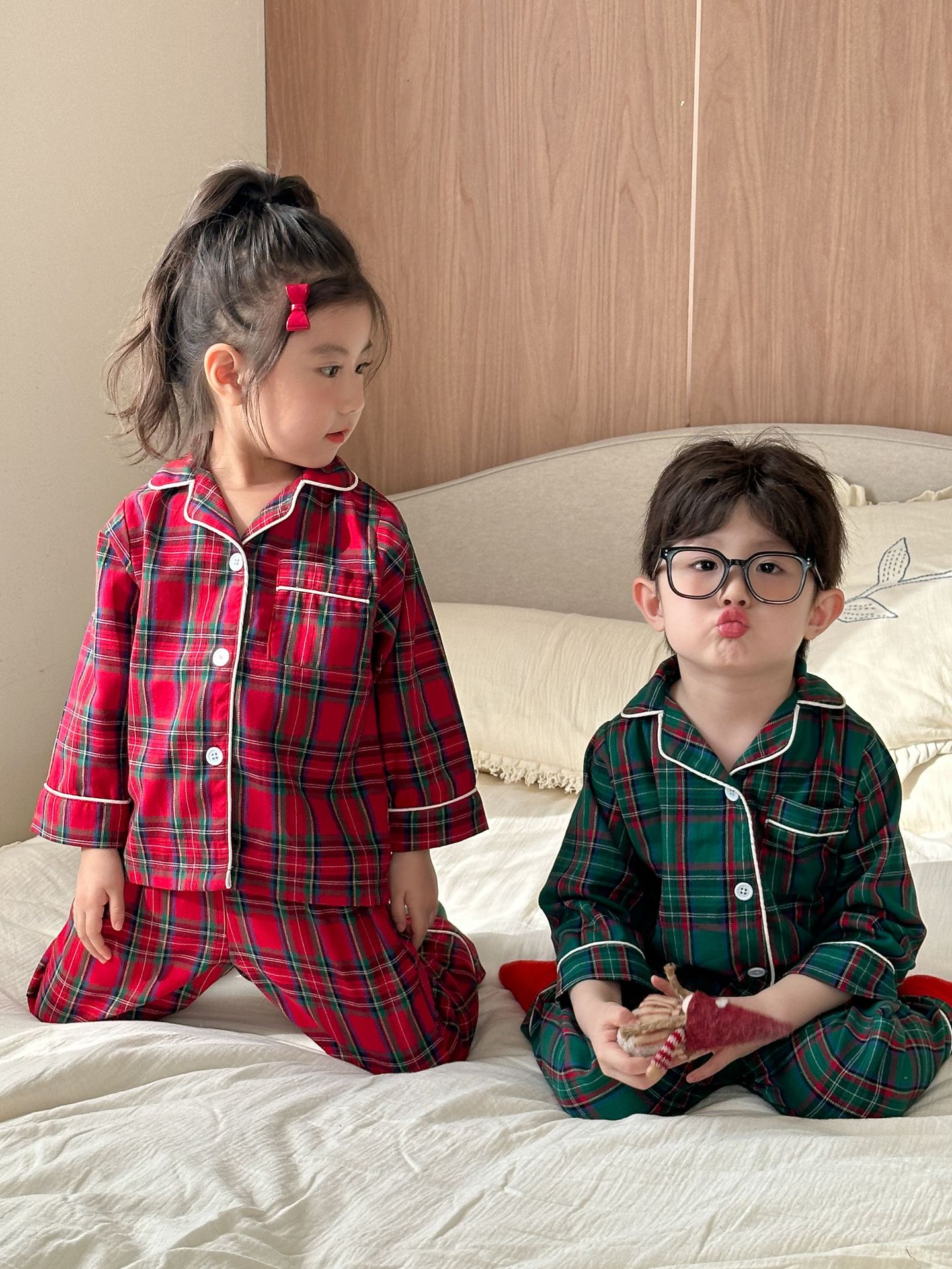 Winter Clothing Looks - 2025 New Christmas Children's Pajama Sets