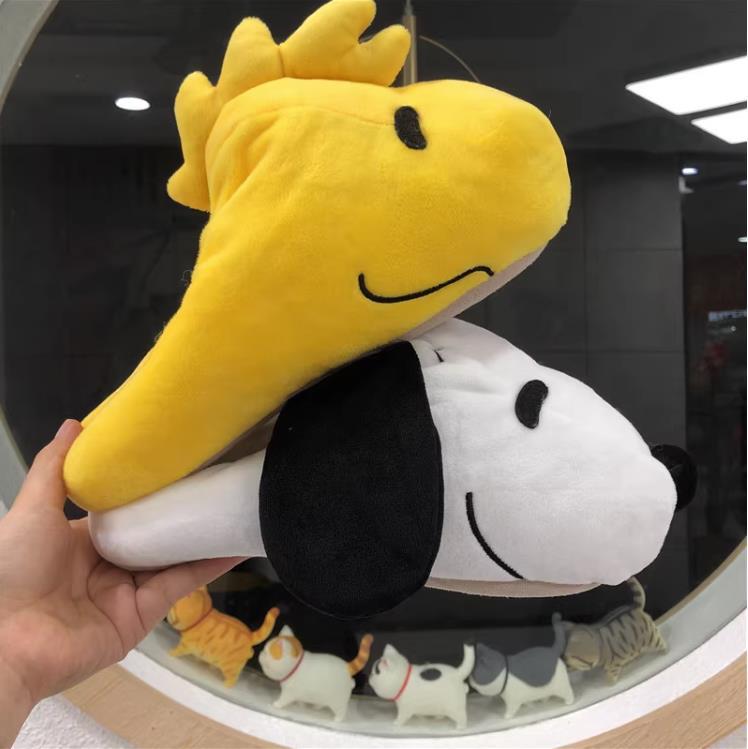 Cute Snoopy Plush Slippers Wom - Winter Clothing For Dogs 评论和价格