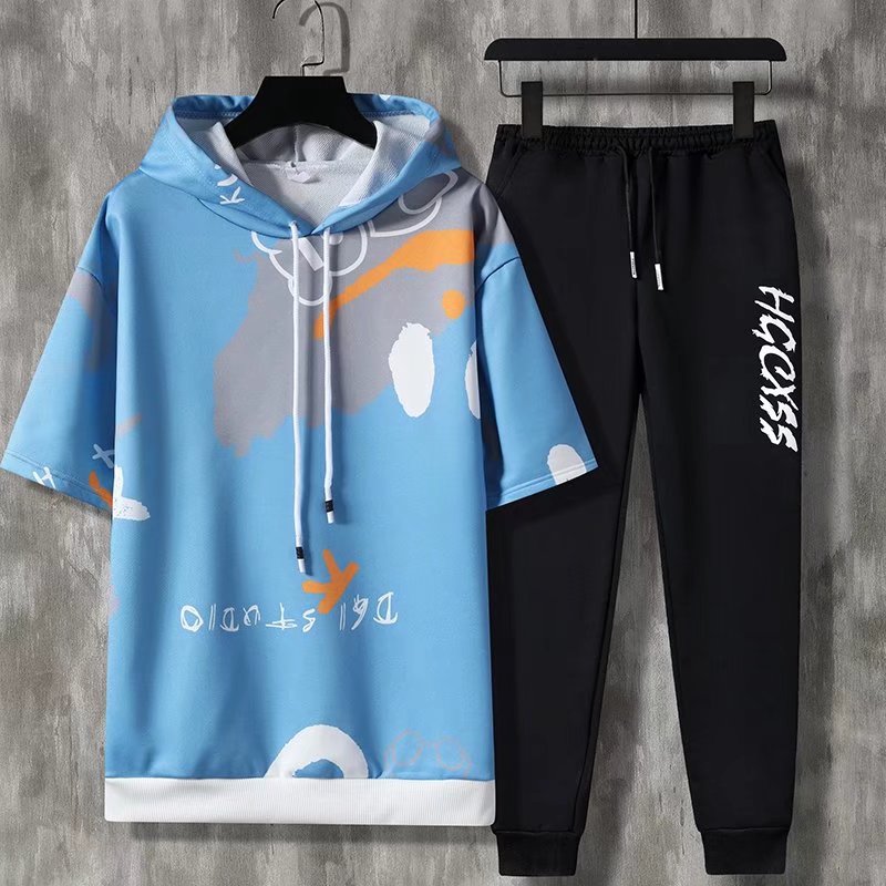 New in Hoodies & Sweatshirts M - Winter Clothing Essential 评论和价格