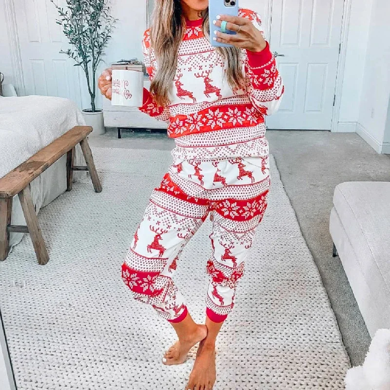 Merry Christmas Allover Print  - Winter Clothing Looks 评论和价格